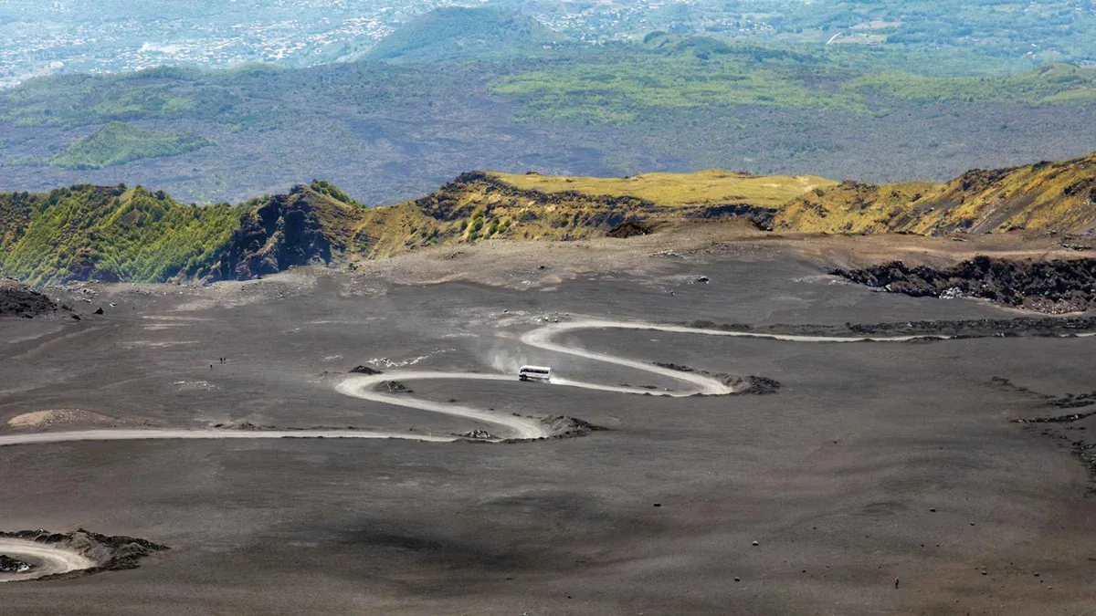 Cheapest ride up, optional 2,900 m on a Mount Etna tour from Taormina, Sicily